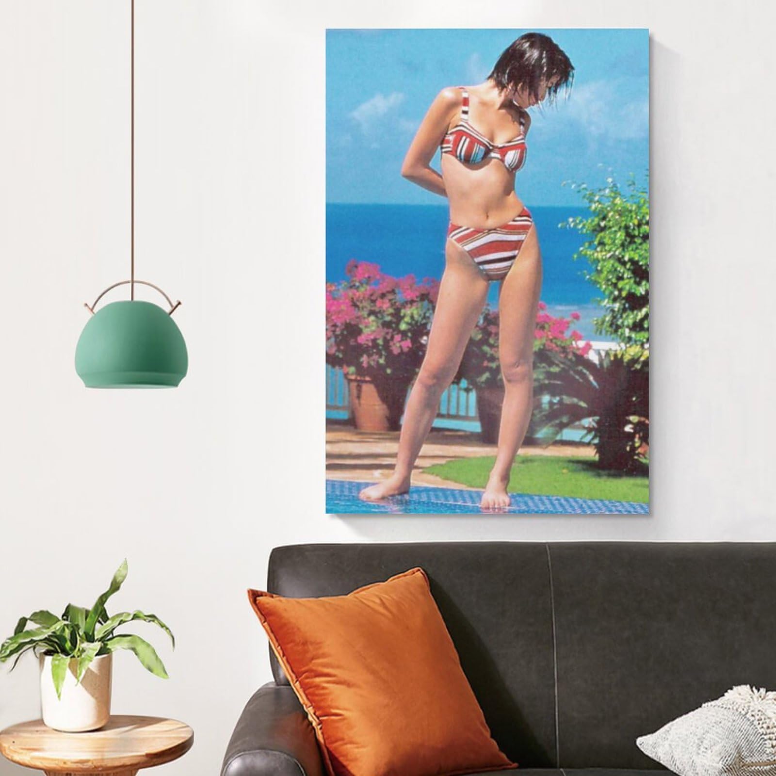 Amazon.co.jp: 鈴木亜美写真ビキニポスター絵画 壁アート キャンバス